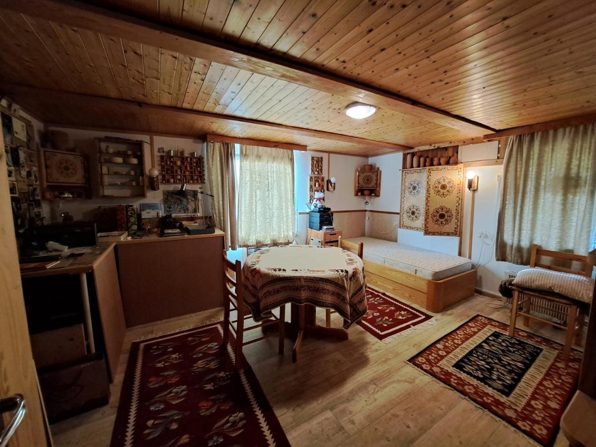 Villa Cosy House In Picturesque Jura Doucier Esterno foto